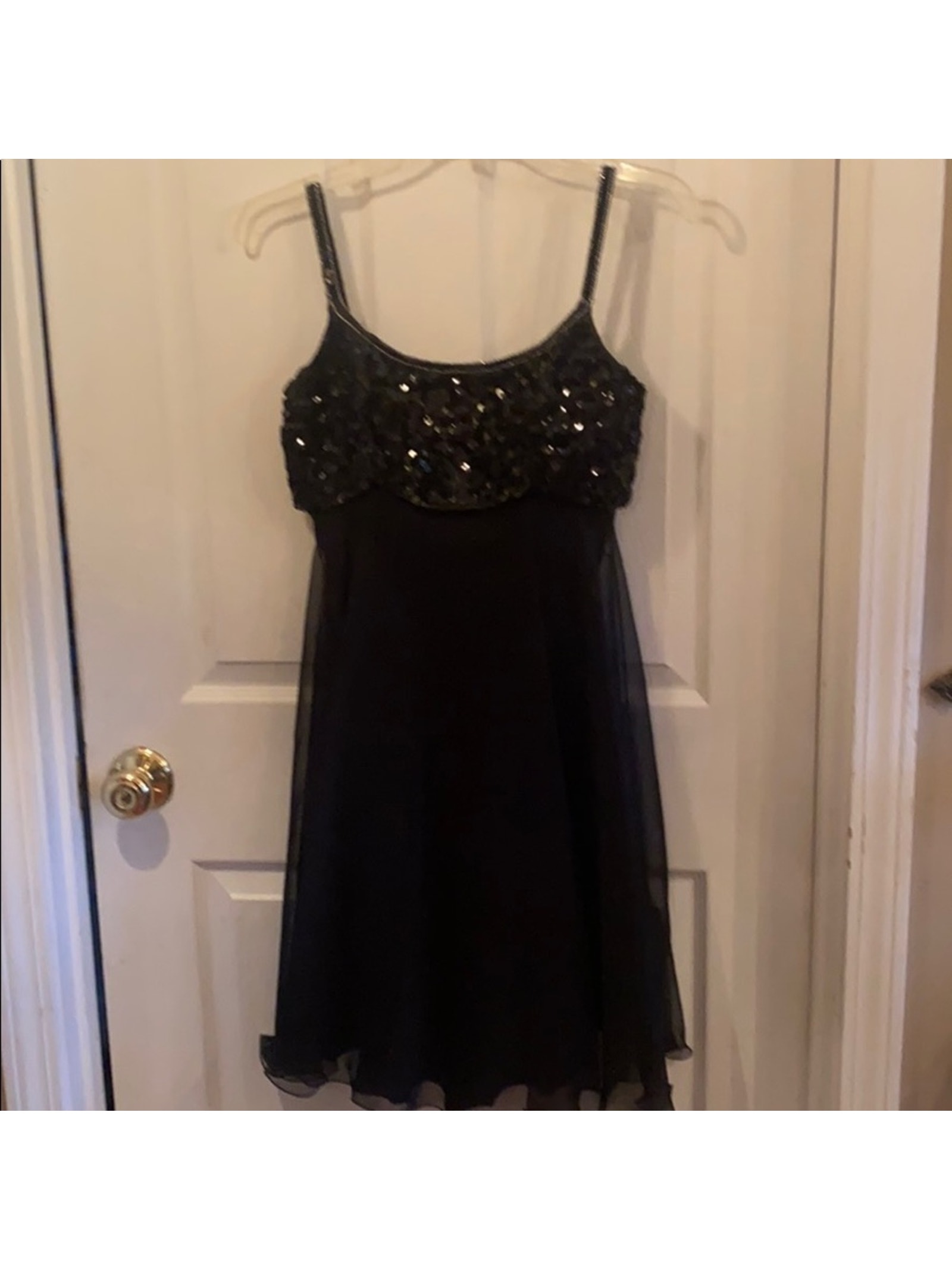 Mike Benet Women’s 6 Black Beaded Formal Evening Semi Formal Gown